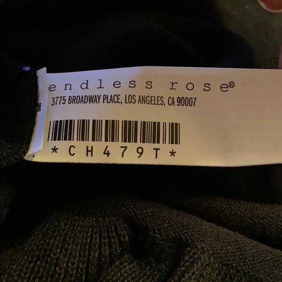 New Endless Rose ruffle sweater - Picture 11 of 12